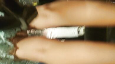 地铁站一路跟踪抄底多位美女少妇❤️一起探寻她们的裙底风光 (8)